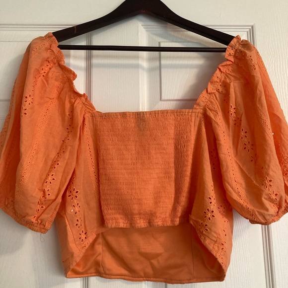 Spring crop top - Picture 2 of 3